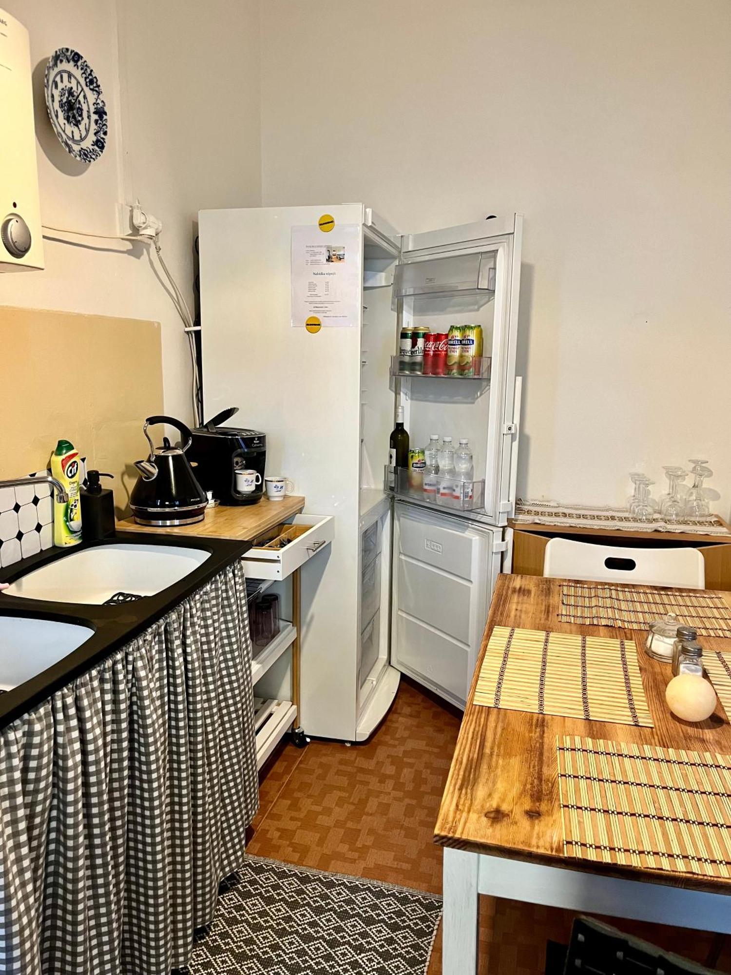 Slunny Byt S Krasnym Vyhledem Apartment Nové Město nad Metují Exterior foto